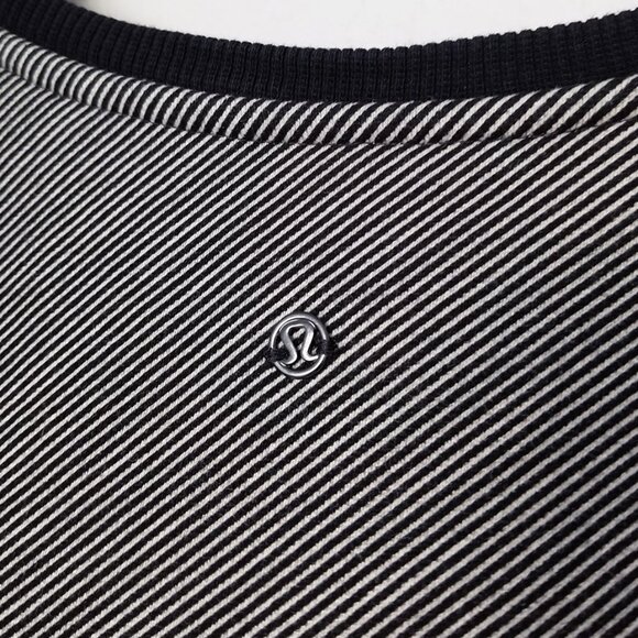 LULULEMON Women's 4 Keep Up Crew Sweatshirt Top Telemark Print Black Mojave Tan - Picture 10 of 16